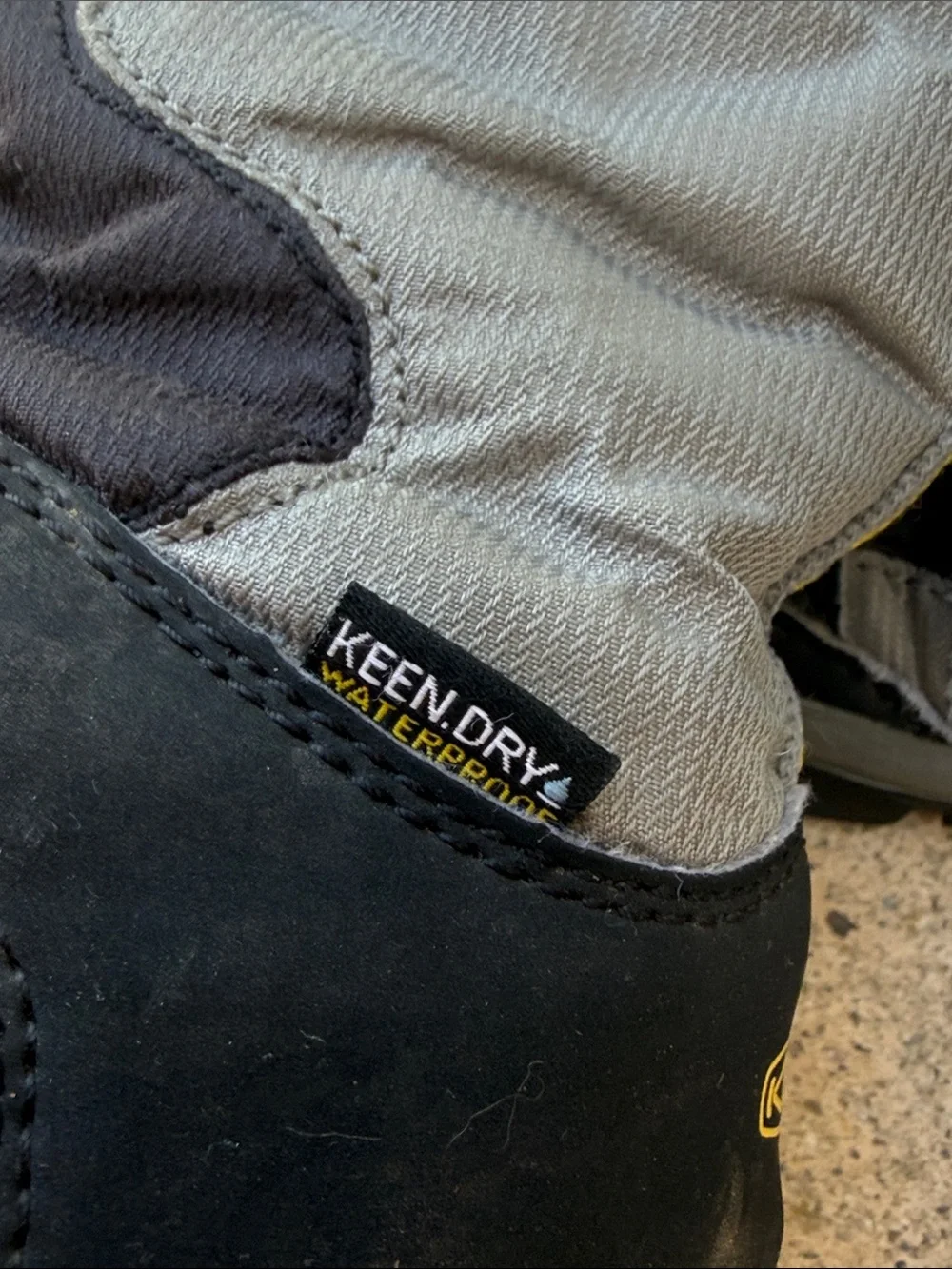 KEEN Unisex Kids Winterport Neo Boot Waterproof Black/Grey/Yellow Size 1